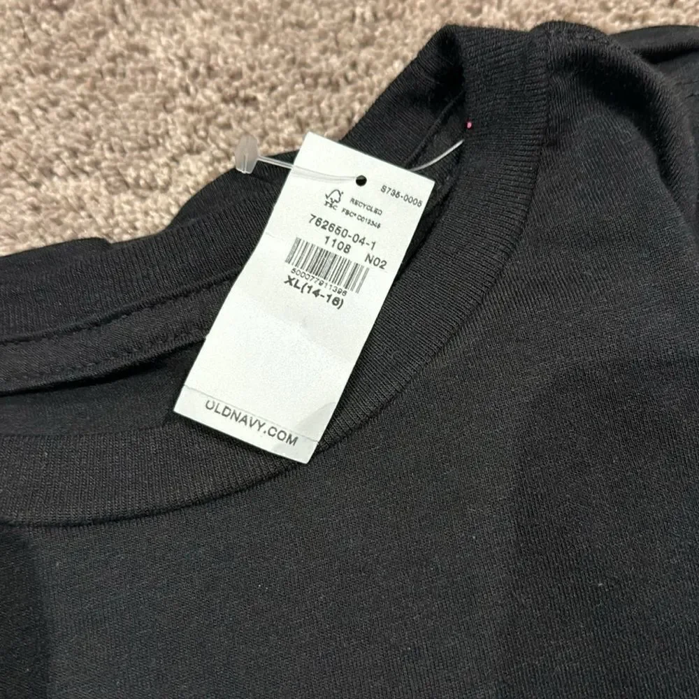 Old Navy Marvel TShirt! Super soft. 2 sizes available boys